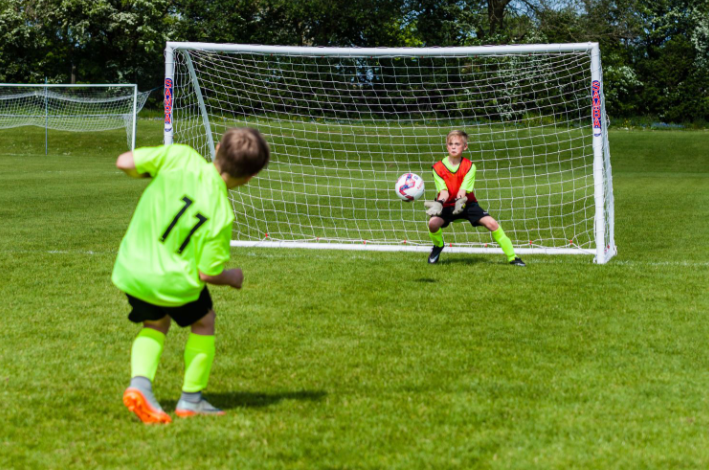 12ft x 6ft Match Football Goal with carry bag